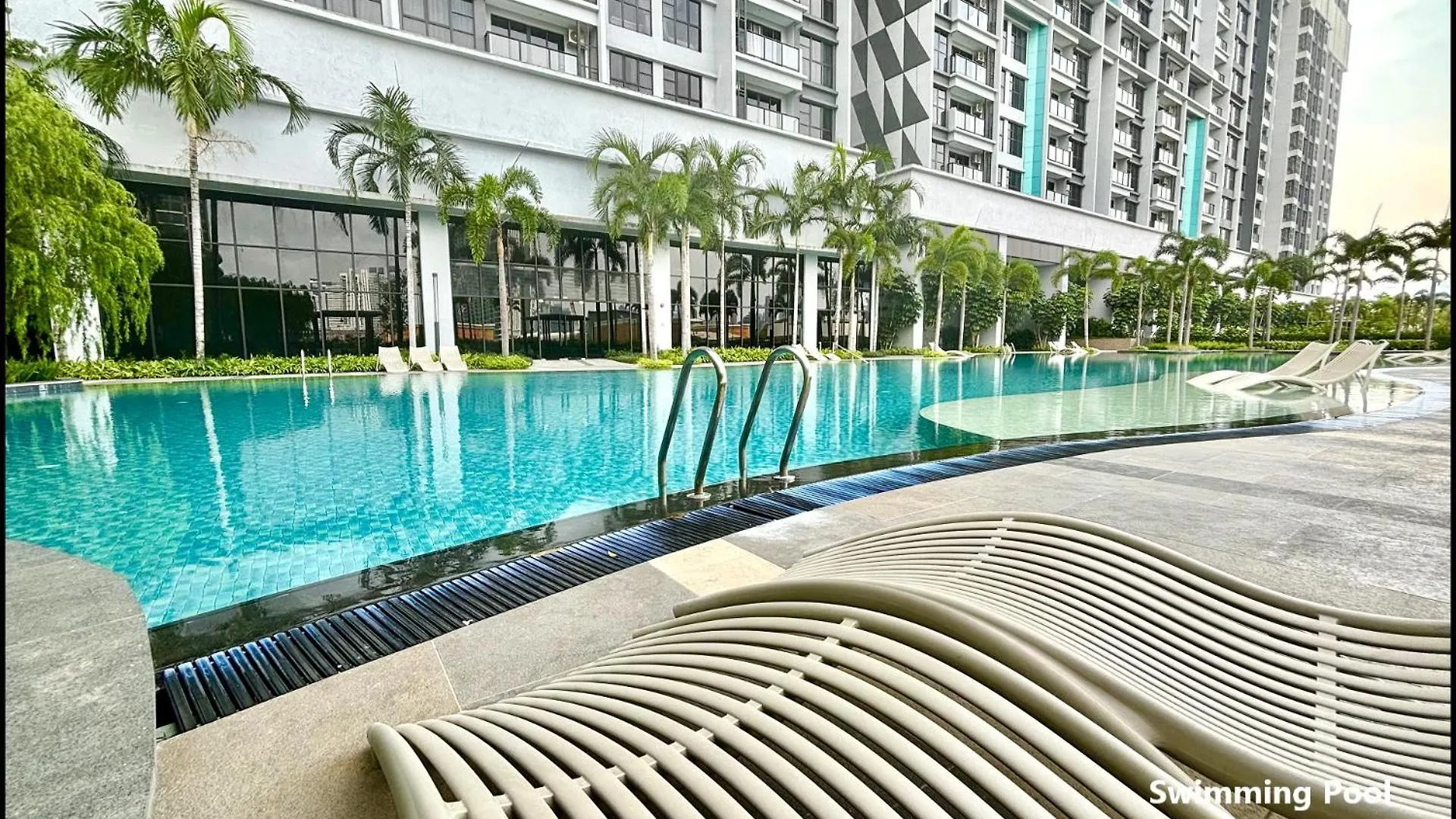 Skystays360 Kl, 60Th Floor - Close To Klcc Trx 2-Bedroom 2 Bathrooms Kuala Lumpur