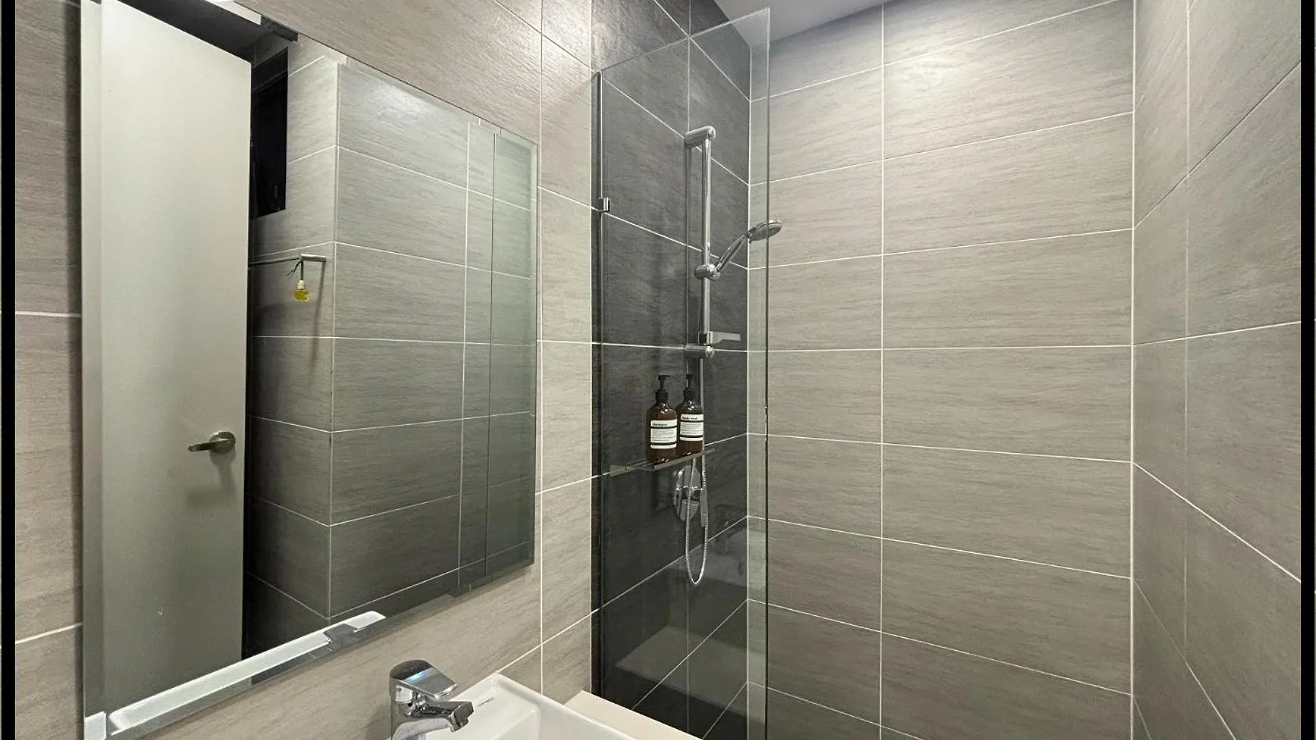 Skystays360 Kl, 60Th Floor - Close To Klcc Trx 2-Bedroom 2 Bathrooms Kuala Lumpur